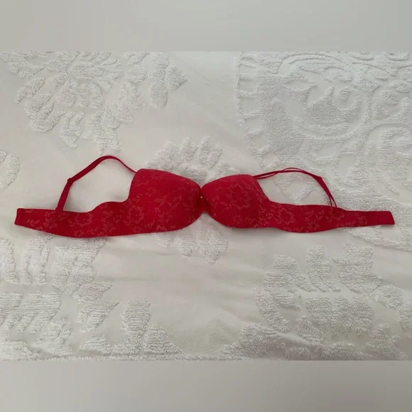 Victoria’s Secret Bra: Red Lace w/Gold Metallic Thread, Double Straps 38C - Picture 2 of 14